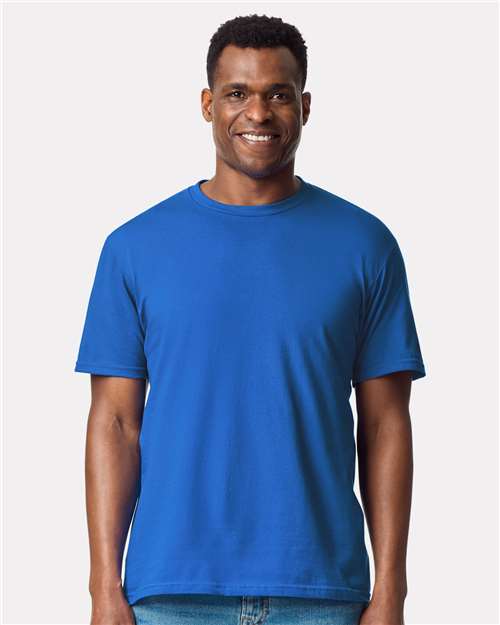 Softstyle® Midweight T-Shirt - S