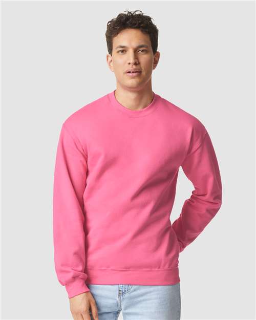 Softstyle® Midweight Crewneck Sweatshirt - S